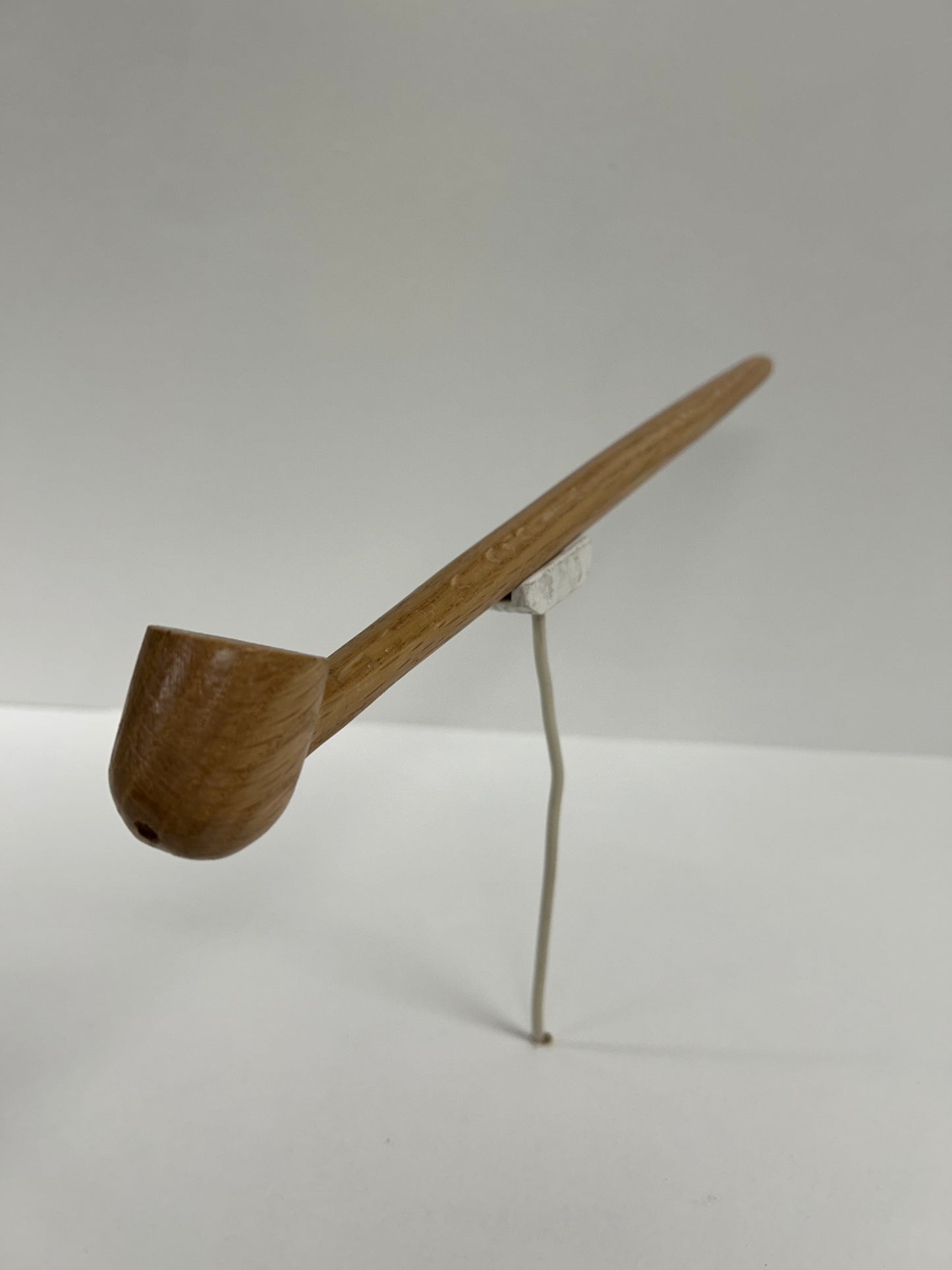 13" Oak wood pipe with 5/8 bowl width and depth