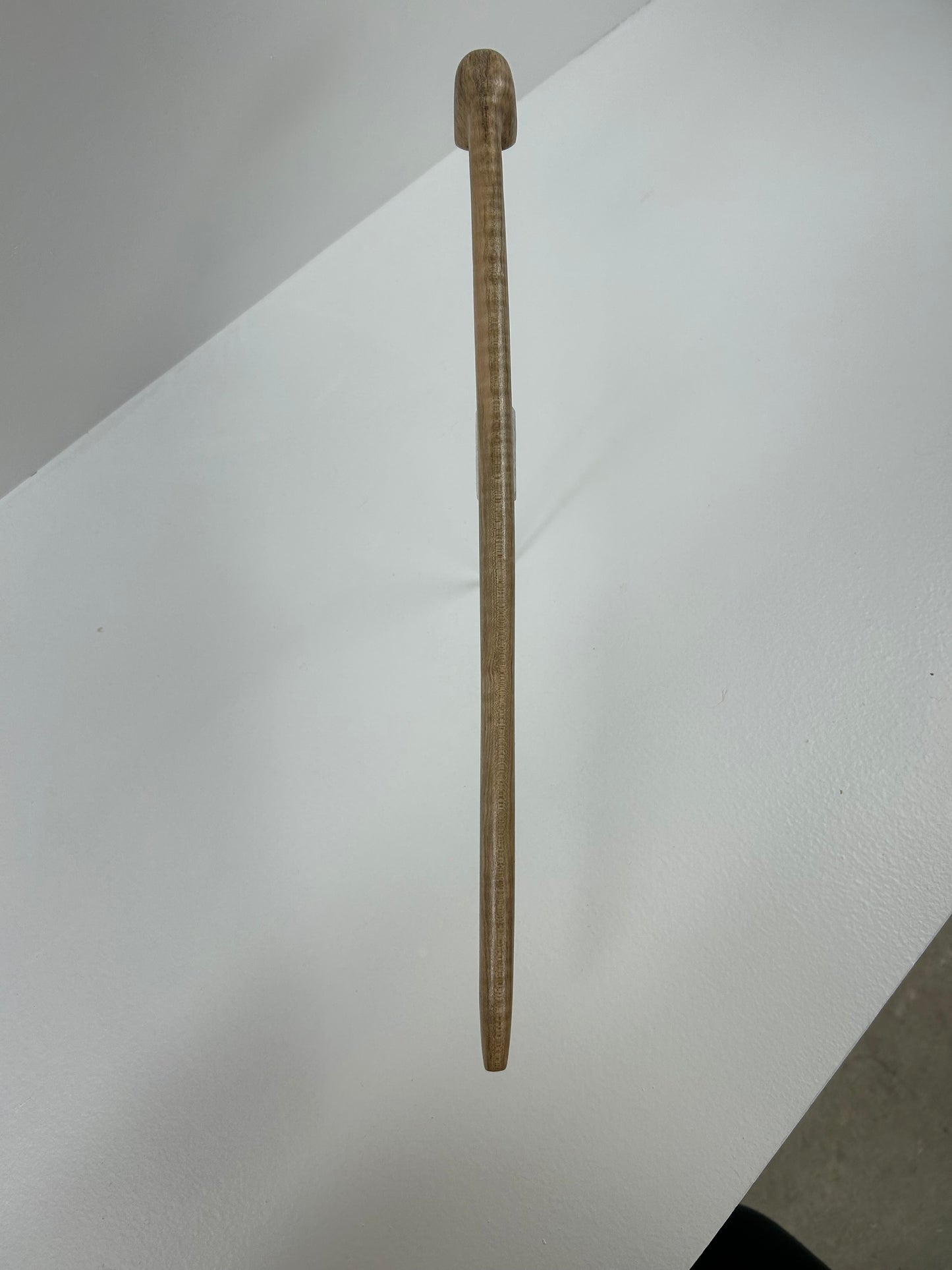 16 " Maple wood pipe with tiger stripe wood figuration, 5/8" bowl width and depth