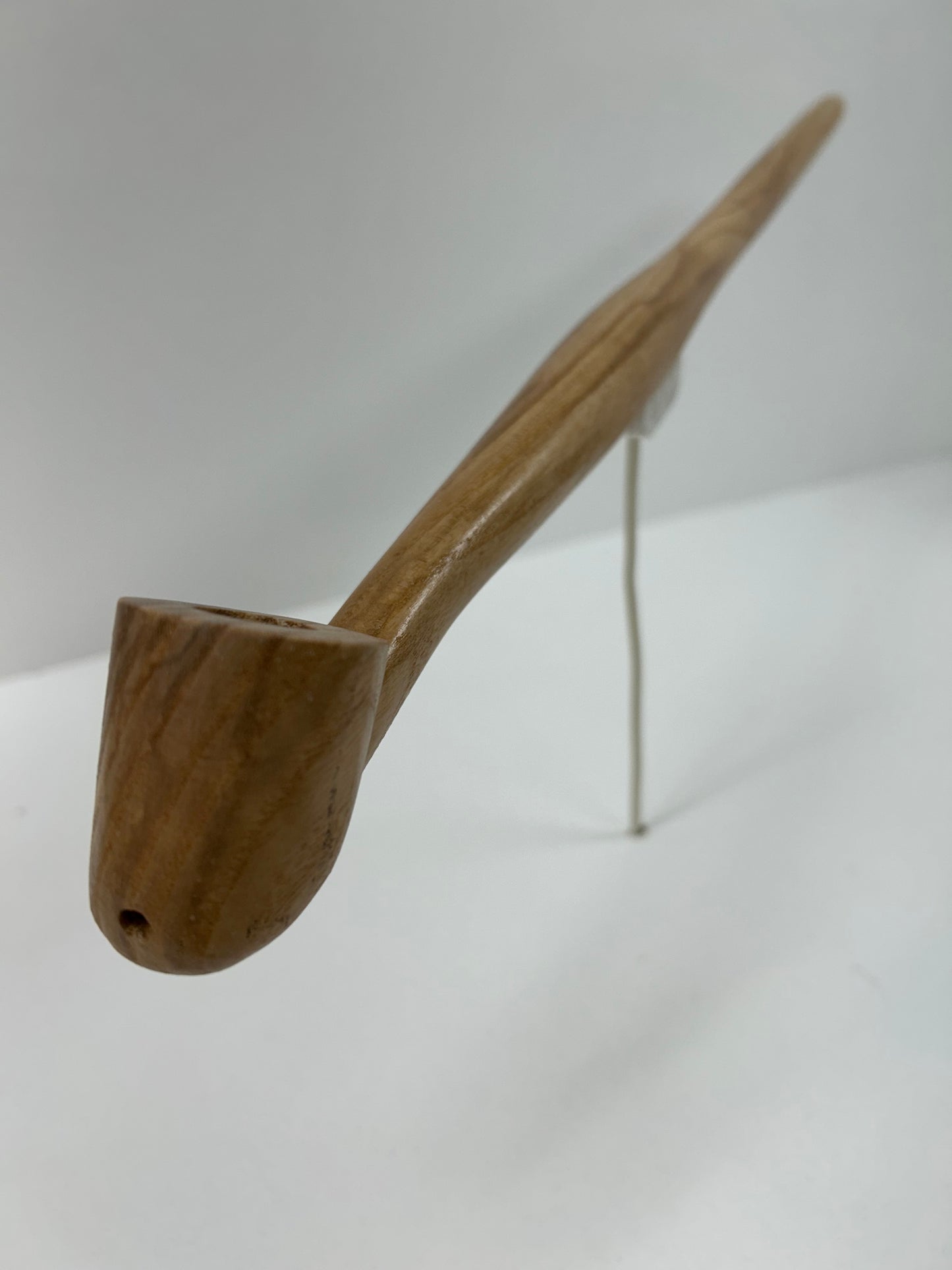 20" Ash wood pipe, 5/8" bowl width and depth