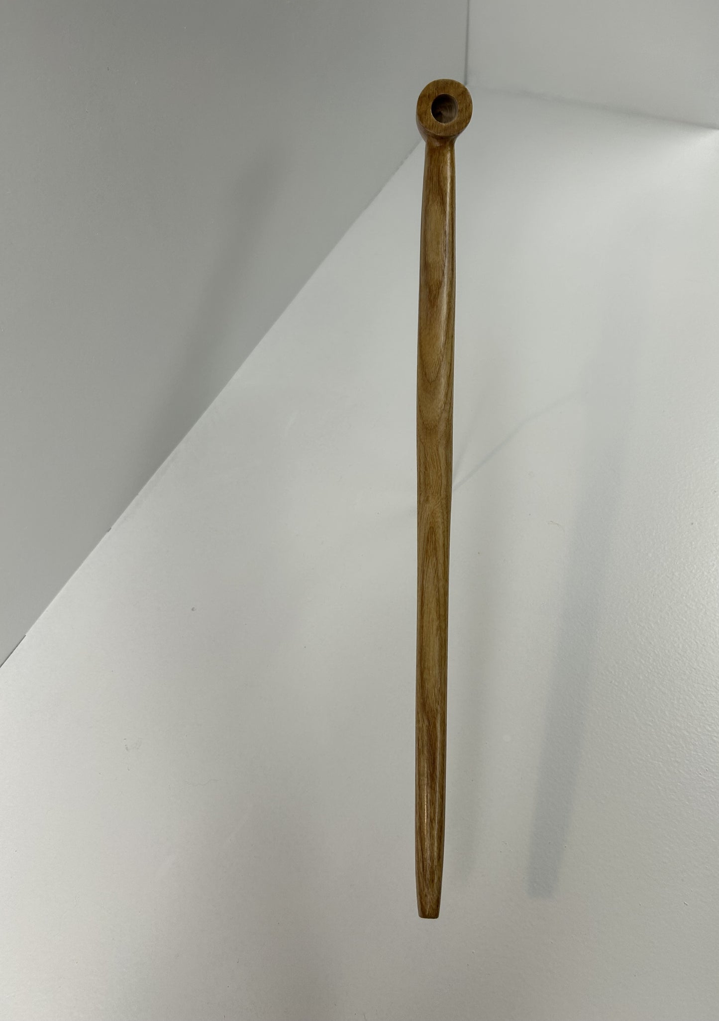 20" Oak wood pipe, 5/8" bowl width and depth